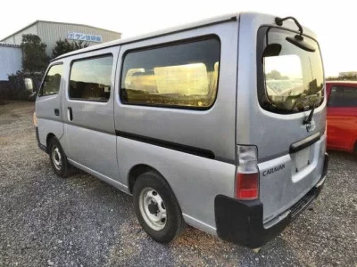 Nissan CARAVAN VAN  с аукциона в Японии