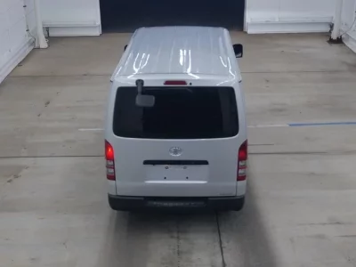 Toyota HIACE VAN  с аукциона в Японии