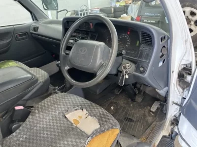 Toyota HIACE VAN  с аукциона в Японии