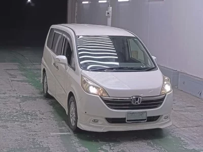 Honda STEP WAGON  с аукциона в Японии