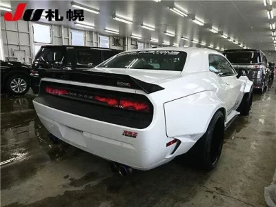 Dodge CHALLENGER