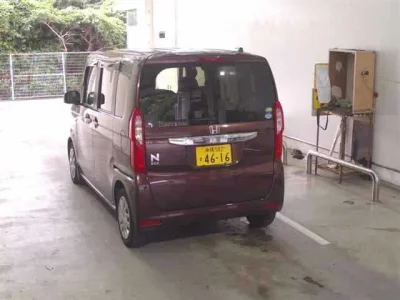 Honda N BOX  с аукциона в Японии