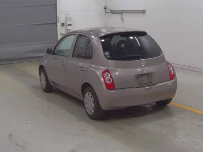 Nissan MARCH  с аукциона в Японии