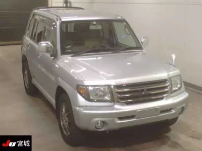 Mitsubishi PAJERO IO  с аукциона в Японии