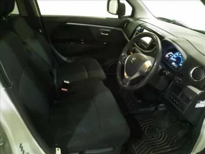 Suzuki WAGON R  с аукциона в Японии