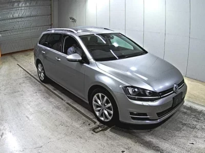 Volkswagen GOLF VARIANT