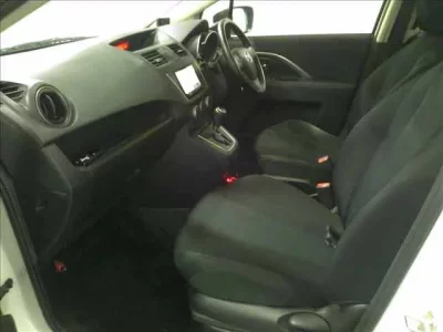 Mazda PREMACY  с аукциона в Японии