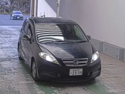 Honda EDIX  с аукциона в Японии