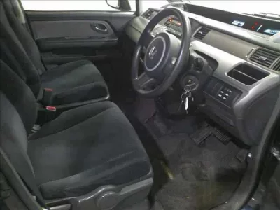 Honda STEP WAGON  с аукциона в Японии