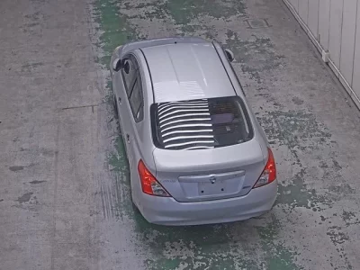 Nissan TIIDA LATIO  с аукциона в Японии