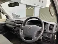 Toyota REGIUS ACE VAN лот № 70092 оценка 3.5  с аукциона в Японии 2