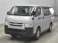 Toyota REGIUS ACE VAN лот № 70092 оценка 3.5  с аукциона в Японии 3
