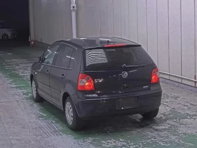 Volkswagen POLO  с аукциона в Японии
