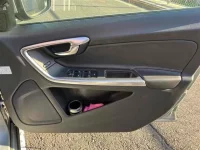 Volvo V60 лот № 10017 оценка 3.5  с аукциона в Японии 7