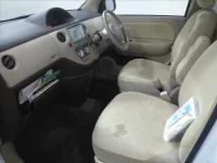 Toyota SIENTA лот № 4096 оценка 3.5  с аукциона в Японии 2