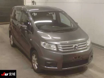 Honda FREED  с аукциона в Японии