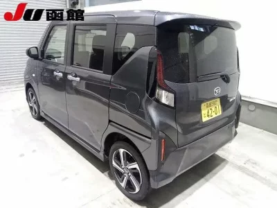 Daihatsu MOVE  с аукциона в Японии