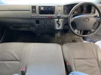 Toyota HIACE VAN лот № 5588 оценка 3  с аукциона в Японии 4