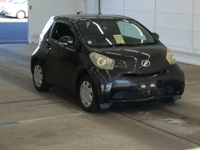 Toyota IQ  с аукциона в Японии