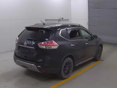 Nissan X-TRAIL  с аукциона в Японии