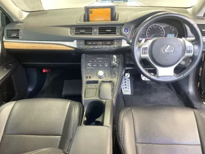 Lexus CT  с аукциона в Японии