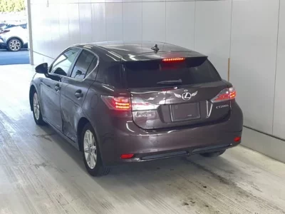 Lexus CT  с аукциона в Японии