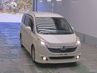 Honda STEP WAGON  с аукциона в Японии