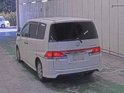 Honda STEP WAGON  с аукциона в Японии