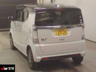 Honda N BOX SLASH  с аукциона в Японии