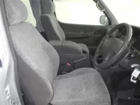 Toyota HIACE лот № 196 оценка 3  с аукциона в Японии 4