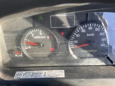 Isuzu ELF  с аукциона в Японии