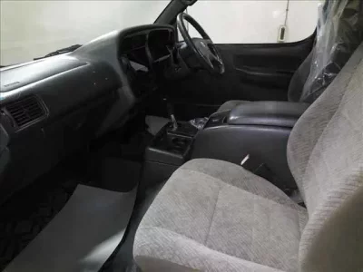 Toyota HIACE  с аукциона в Японии