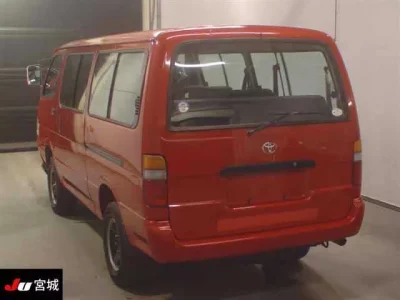 Toyota HIACE  с аукциона в Японии
