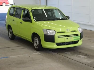 Toyota PROBOX  с аукциона в Японии