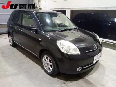 Mazda VERISA  с аукциона в Японии
