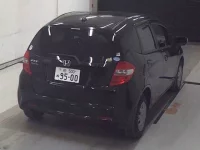 Honda FIT лот № 3035 оценка R  с аукциона в Японии 4