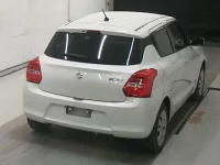 Suzuki SWIFT лот № 3050 оценка 4  с аукциона в Японии 4