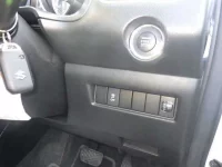 Suzuki SWIFT лот № 3050 оценка 4  с аукциона в Японии 5