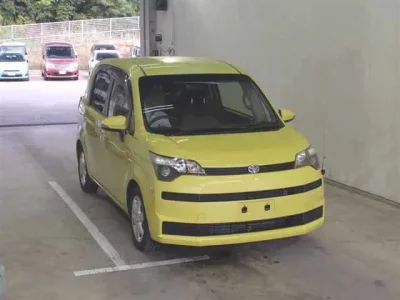 Toyota SPADE  с аукциона в Японии