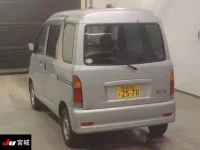 Daihatsu HIJET VAN лот № 4192 оценка 3  с аукциона в Японии 1