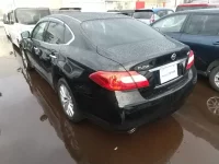 Nissan FUGA лот № 4403 оценка 4  с аукциона в Японии 1