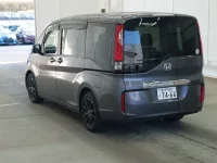 Honda STEP WAGON лот № 2673 оценка 3  с аукциона в Японии 1