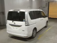 Nissan SERENA лот № 2111 оценка R  с аукциона в Японии 4