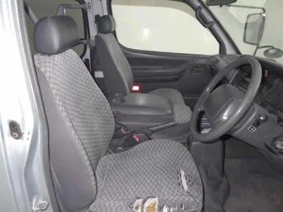 Toyota HIACE VAN  с аукциона в Японии