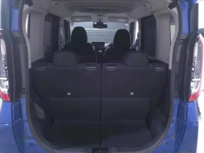 Nissan ROOX  с аукциона в Японии