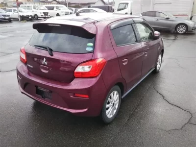 Mitsubishi MIRAGE