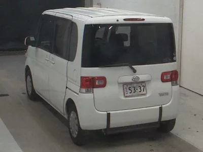 Daihatsu TANTO  с аукциона в Японии