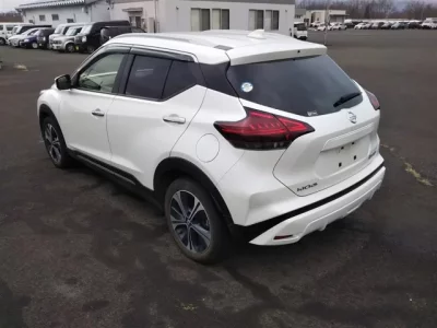 Nissan KICKS  с аукциона в Японии