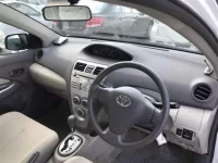 Toyota BELTA лот № 10107 оценка 3.5  с аукциона в Японии 2