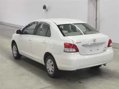 Toyota BELTA  с аукциона в Японии